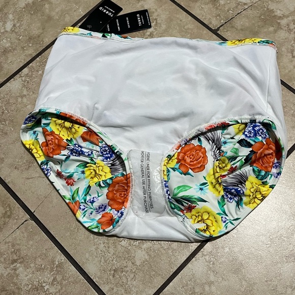 Torrid Floral High-Waisted Bikini Bottoms - Picture 3 of 4